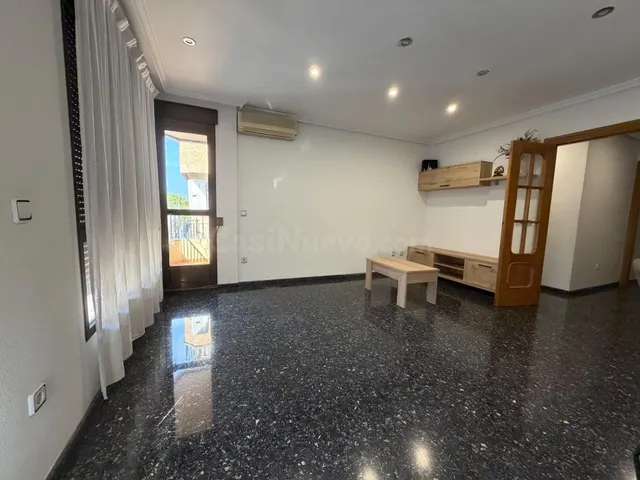 Piso seminuevo en Lliria con cuatro habitaciones, espectacul - foto 3