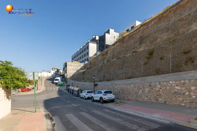 Solar con proyecto en una de las mejores zonas de Granada — 7