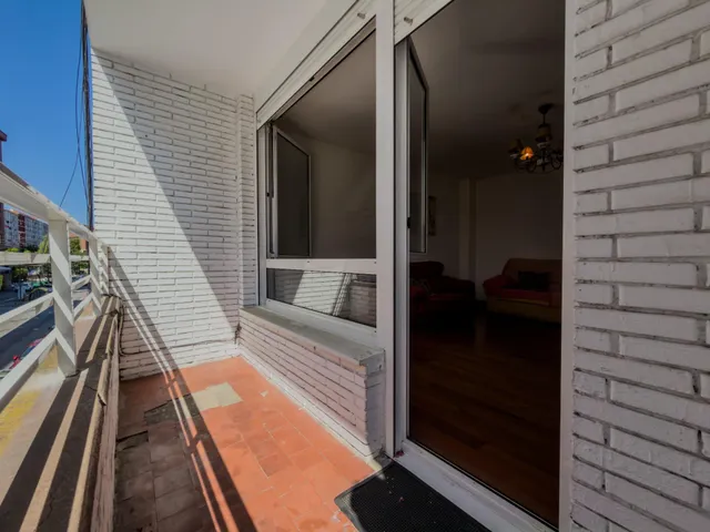 Piso con terraza a la venta en Fernando de Los Rios. — 22