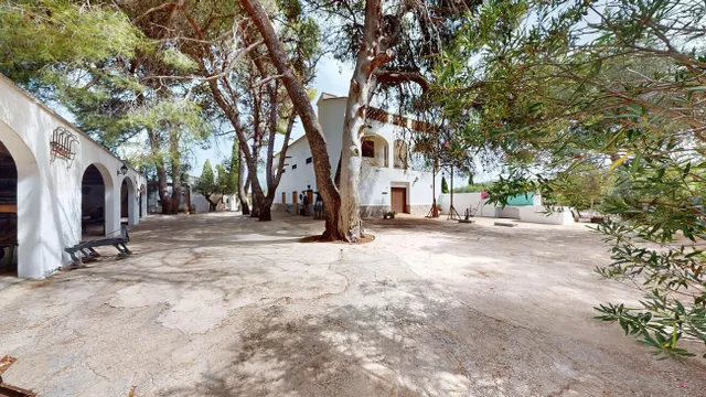 Apartamento 5 habitaciones 200m² en venta - Playa les deveses — 28