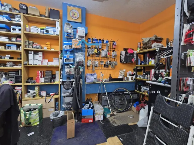 Local comercial en una de las zonas más estratégicas de Beni - foto 5