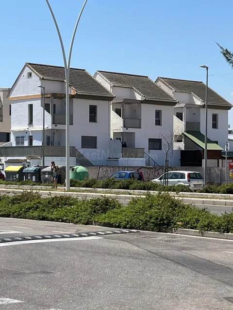 CHALET PAREADO PLAYA DE GANDIA