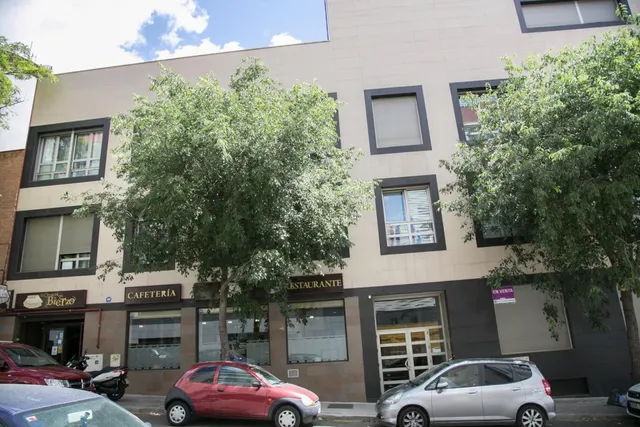 Oficina tipo loft con garaje y piscina en santa leonor — 14