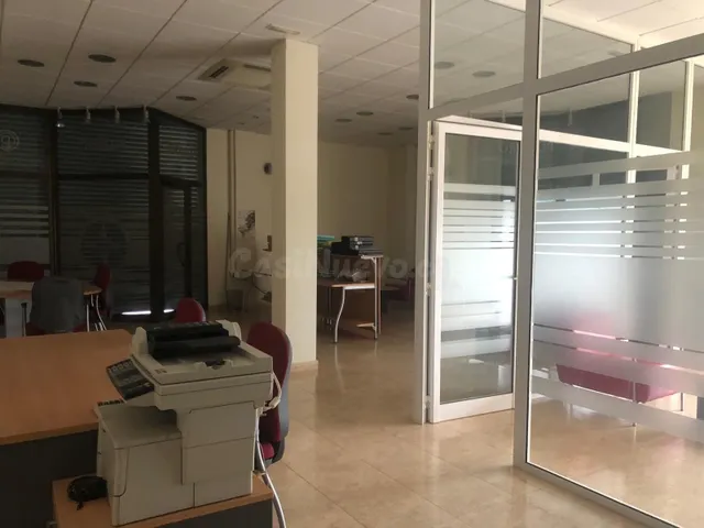 Oficina y local en venta - foto 5
