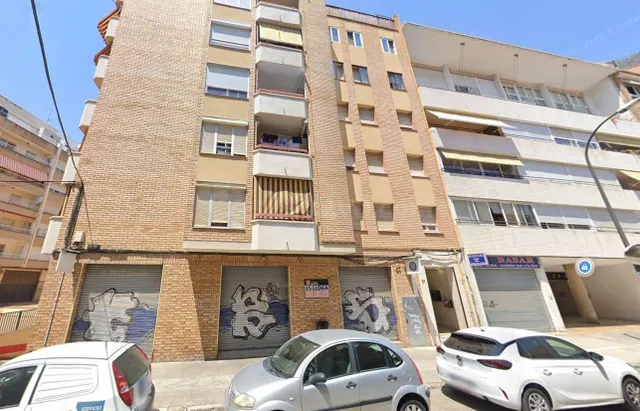 Se vende piso OKUPADA en Calle Alcalde Joan Bertran 21 de Re - foto 3