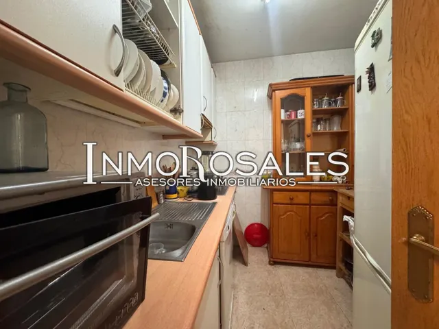 CASA BAJA CON PATIO - 1 MIN TREN VDE BAJO - foto 3