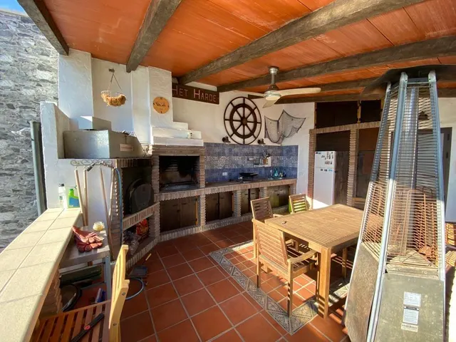 ESPECTACULAR CHALET EN VEGA DEL GOLF CON PISCINA Y ZONA DE OCIO — 18