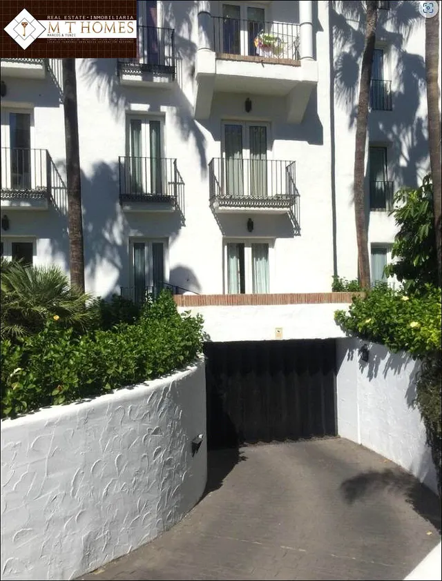 Elegante apartamento con vistas al parque y la piscina – 500 metros de playamar, tren y todos los servicios – urbanización privada con zonas ajardinadas — 14