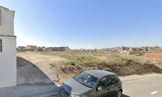 Solar en alcarras para edificar. — 15