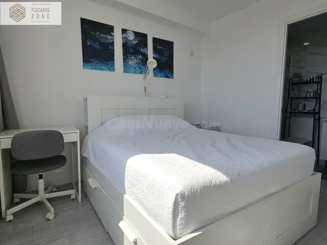 Piso reformado con vistas al mar, terraza y piscina en Benalmádena — 5