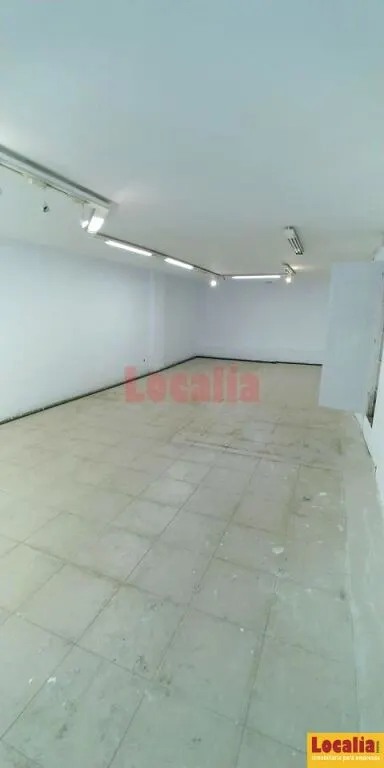 Amplio Local comercial en Santander - foto 5