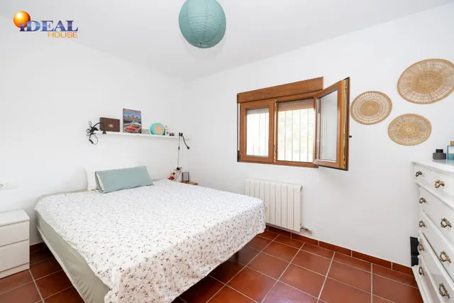 Casa 2 habitaciones 68m² en venta - Otura — 15