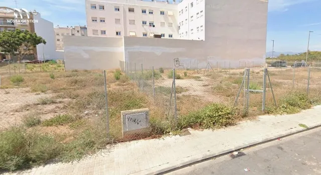 Oportunidad de Inversión!!!- Exclusivo conjunto de terrenos  - foto 4