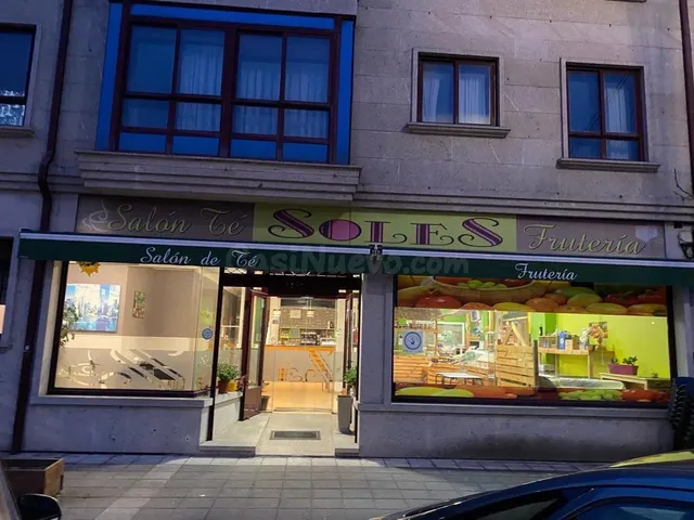 EN VENTA AMPLIO BAJO COMERCIAL EN PONTECESURES - foto 2