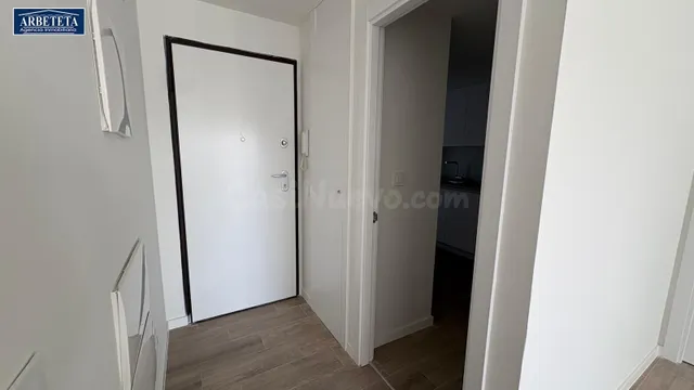 INMOBILIARIA ARBETETA ALQUILA PISO DE DOS DORMITORIOS EN ZON - foto 2