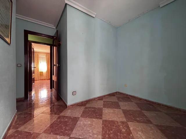 Se vende estupendo piso en santa aurelia — 36