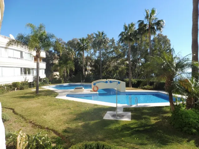 Espectacular apartamento de 3 dormitorios en primera línea de playa — 30