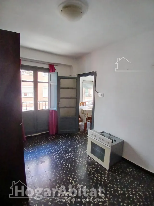 ¡OPORTUNIDAD! EXTERIOR Y ACOGEDOR CON BALCÓN — 8
