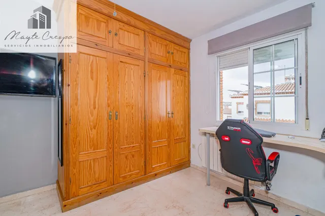 ¡AMPLIA CASA DE 4 DORMITORIOS, 3 BAÑOS Y CALEFACCIÓN CENTRAL EN LA ZUBIA! ✨ — 24