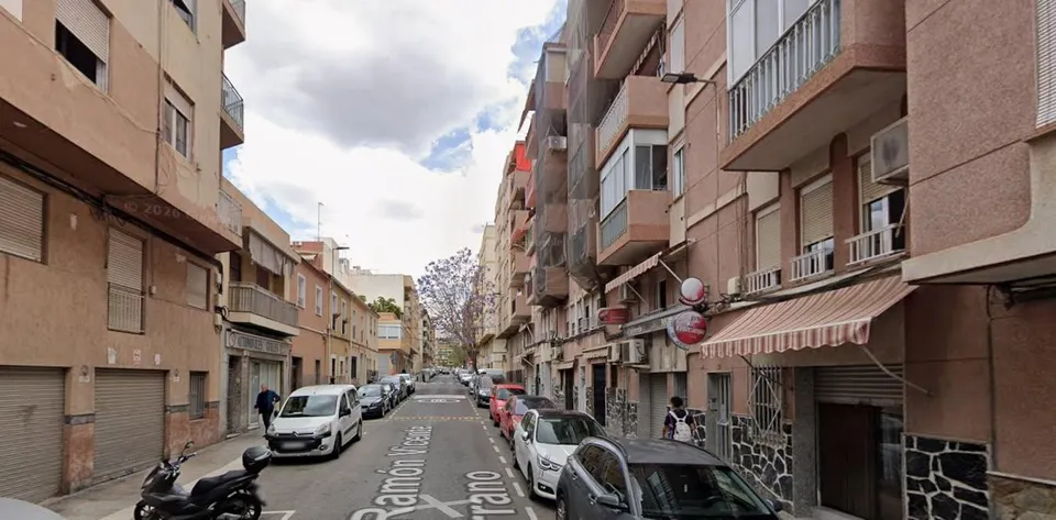 PISO EN ELCHE