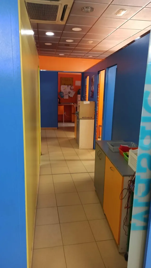 LOCAL COMERCIAL EN ALQUILER - ZONA PLAZA DE TOROS, GRANADA — 35