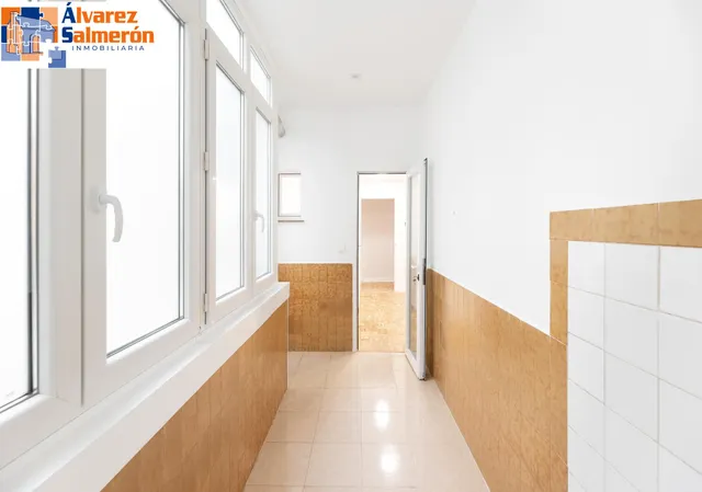 PISO DE 5 DORMITORIOS EN CALLE RECOGIDAS — 25