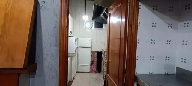 VENTA DE LOCAL Y NEGOCIO DE HOSTELERÍA CON LICENCIA VIGENTE EN ZAMORA ZONA CENTRO/TRES CRUCES... — 5
