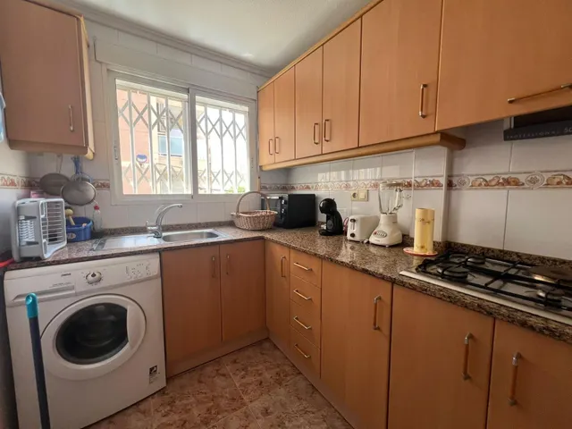 APARTAMENTO DE 2 habitaciones, TODO EXTERIOR, RODEADO DE TODOS LOS SERVICIOS — 15