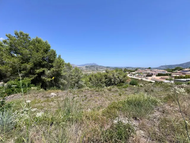 Parcela urbana en Teulada con vistas panorámicas para constr