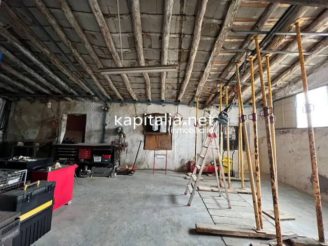 Local a la venta en Ontinyent , zona centro . — 4