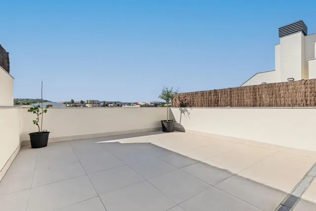 Àtic de somni amb solàrium privat i piscina — 31