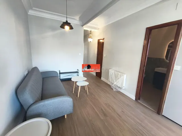 SE ALQUILA COQUETO APARTAMENTO REFORMADO EN CONCEPCIÓN ARENA - foto 5