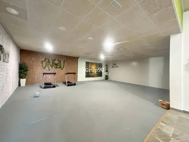 ? FINCA EN VENTA EN PUIGVERD DE LLEIDA  Un espacio excepcional con infinitas posibilidades, a solo 10 minutos de Lleida — 33