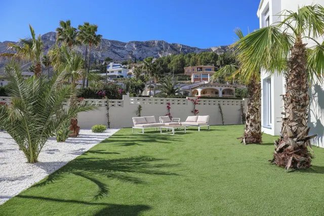 VIVIENDA DE 2 habitaciones CON TERRAZA, GARAJE Y PISCINA EN RESIDENCIAL EN DENIA !! — 27