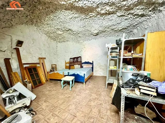 CASA CUEVA CON TERRENO EN INGENIO - foto 4