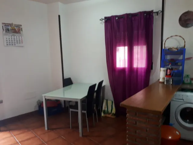 VIVIENDA DE DOS  APARTAMENTOS Y LOCAL EN SERÓN (AMERÍA). — 8