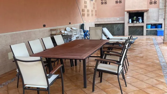 MAGNIFICO CHALET ADOSADO CON GRAN PARCELA, JARDIN Y PISCINA PRIVADA — 31