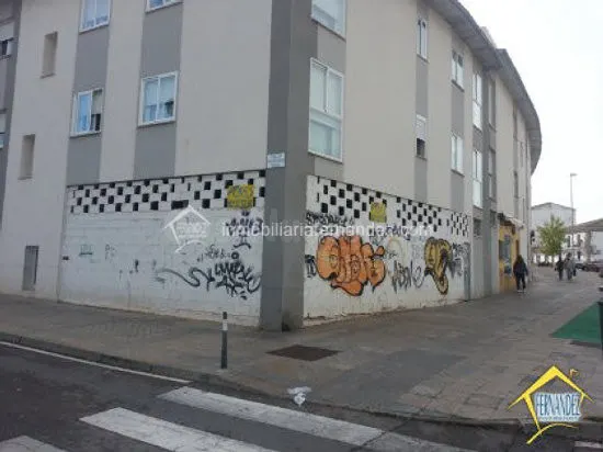 Local comercial 140m² en alquiler - SAN BLAS - foto 2