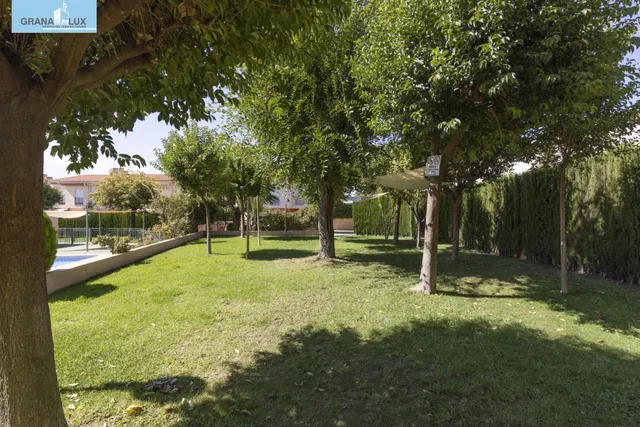 Espectacular piso reformado en Gójar — 42