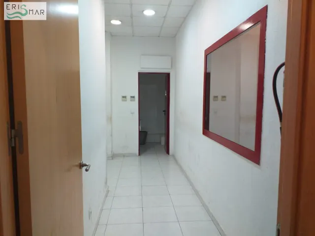 LOCAL COMERCIAL EN ALQUILER Y VENTA EN NAVALCARNERO — 39