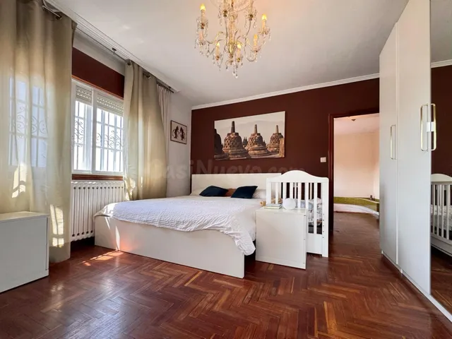 CASA CON VISTAS AL MAR ENTRE MARÍN Y PONTEVEDRA — 28