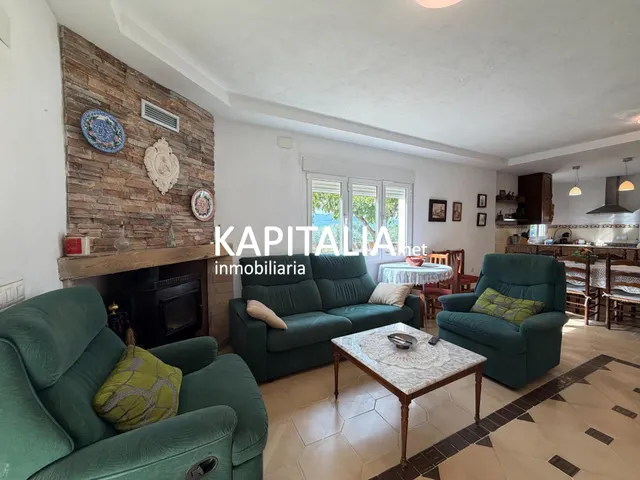 Chalet en venta en Ontinyent, a un paso del casco urbano y con bonitas vistas a la montaña. — 17