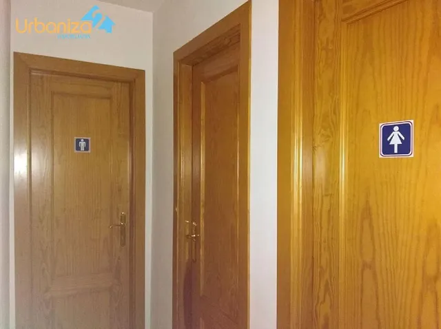 Oportunidad de Inversión: Local Comercial en Badajoz — 7