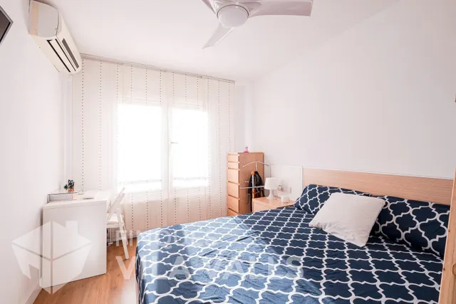 Casa esquinera con jardín privado y estilo inigualable — 25