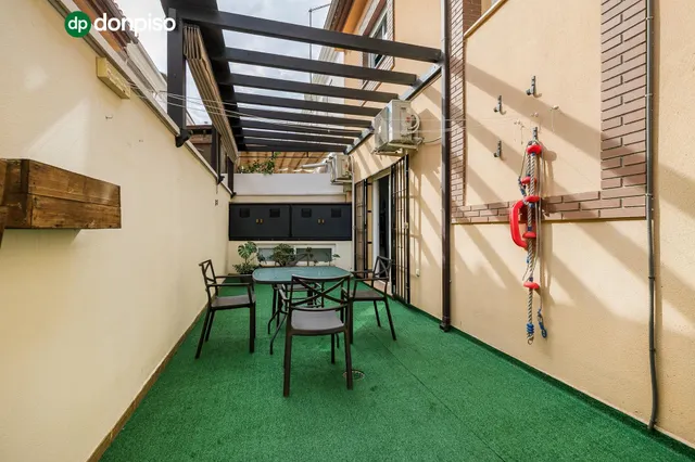 ¡Tu nuevo hogar te espera en Churriana de la Vega! Casa adosada con patio, garaje y futura parada de metro a pocos pasos. — 30