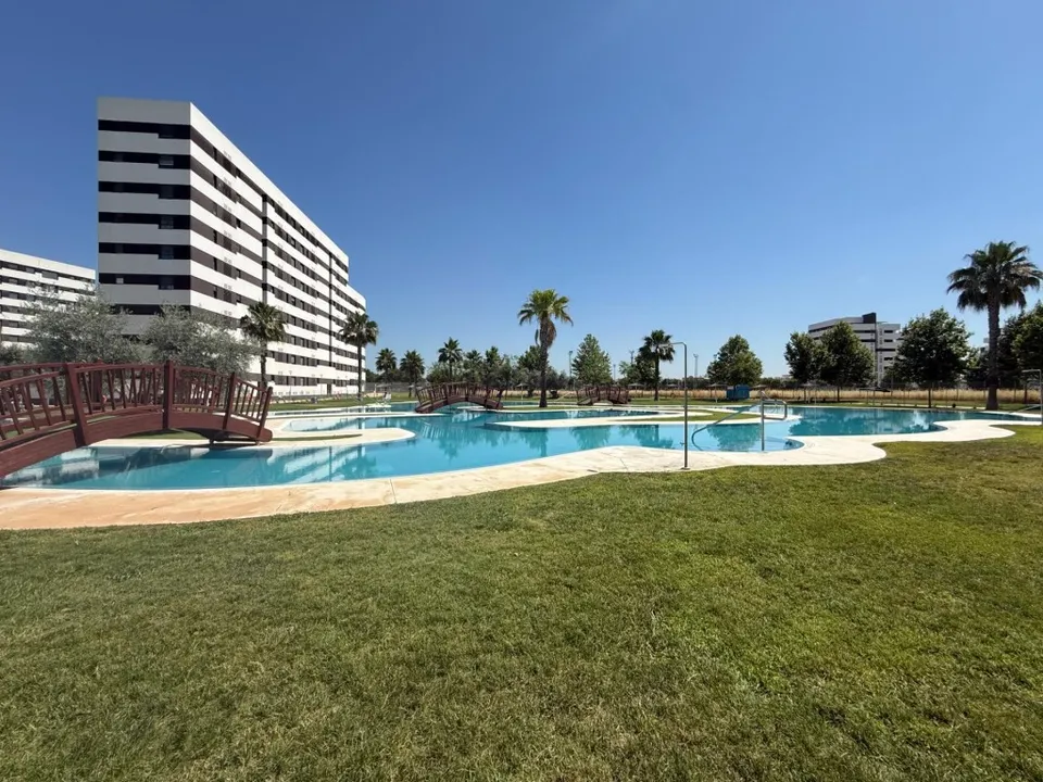 Espectacular vivienda en Residencial Hacienda El Rosario!!!!