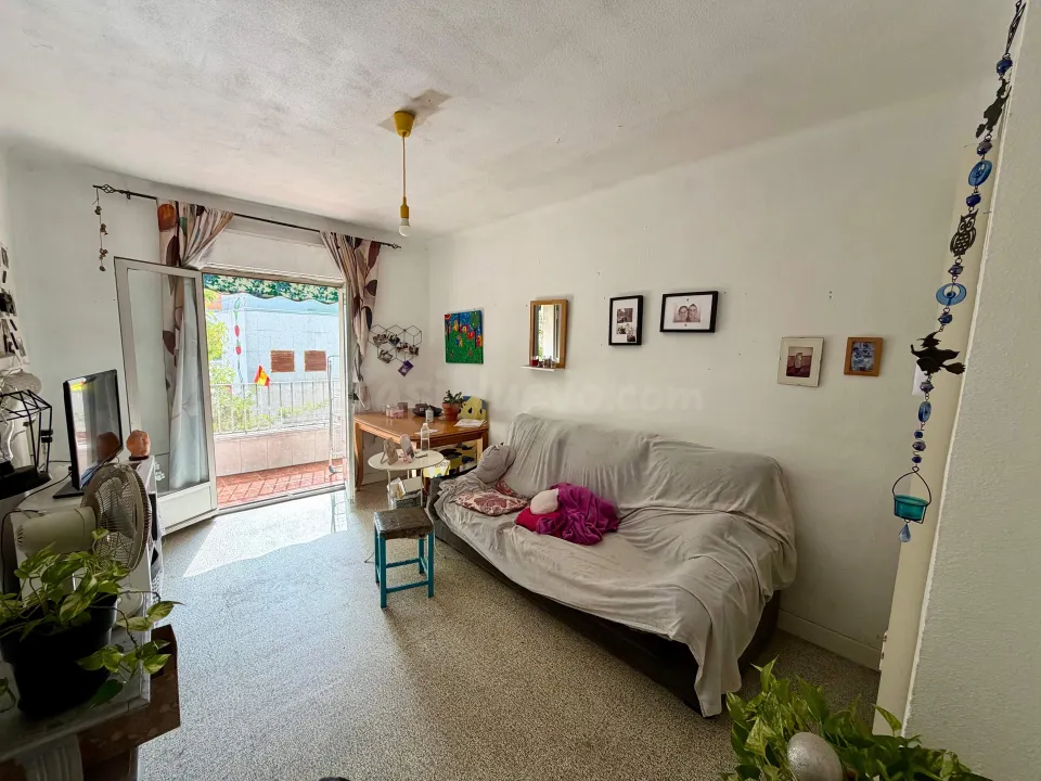 PISO DE CUATRO habitaciones CON TERRAZA EN VISTA ALEGRE