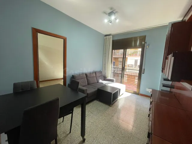 Descubre este fantástico piso con una ubicación privilegiada - foto 3