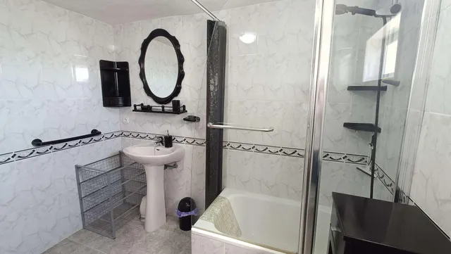 Villa 6 habitaciones 312m² en venta - Comunidad valenciana — 48