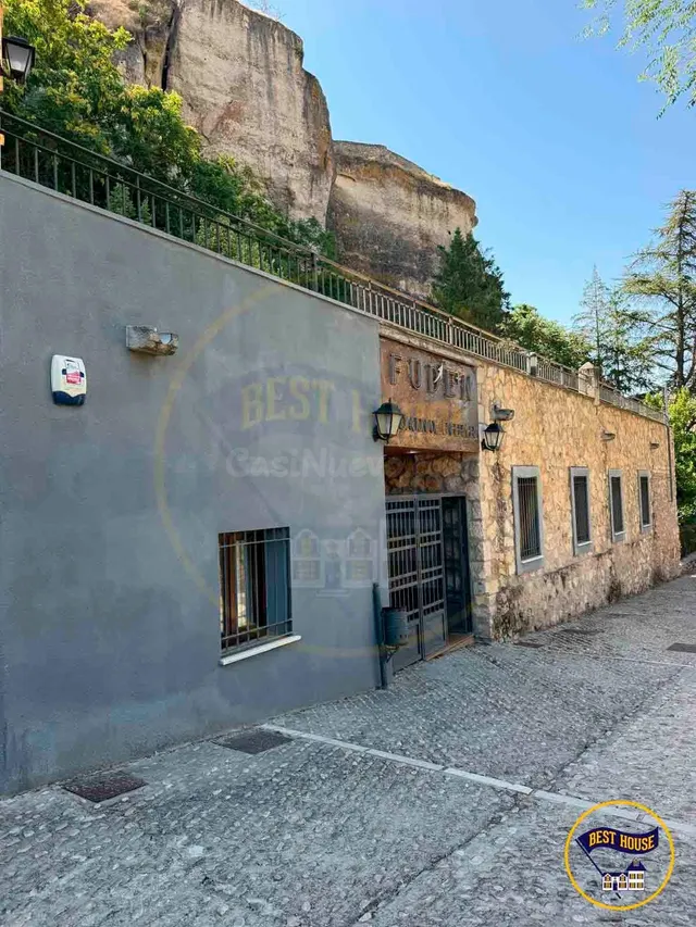 EDIFICIO SINGULAR EN VENTA EN EL CASCO ANTIGUO DE CUENCA - foto 2